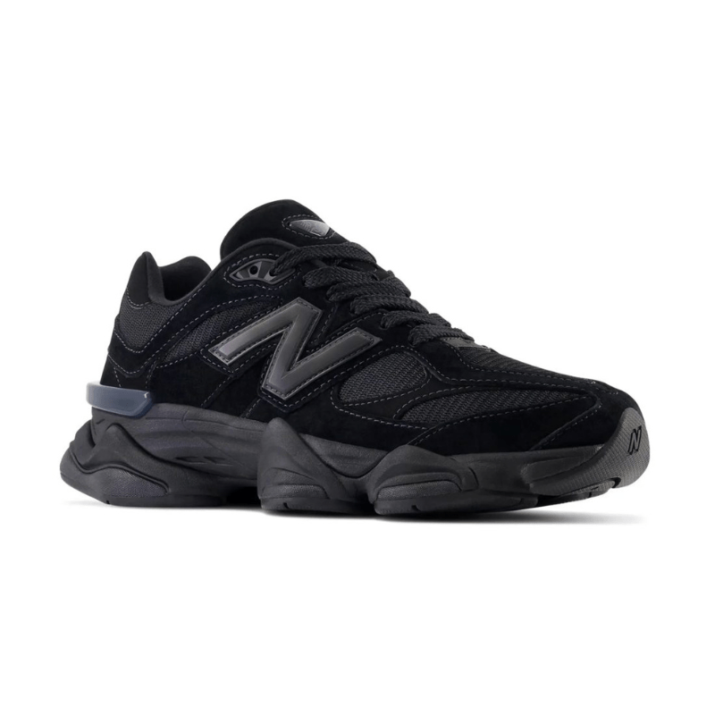 9060 Triple Black
