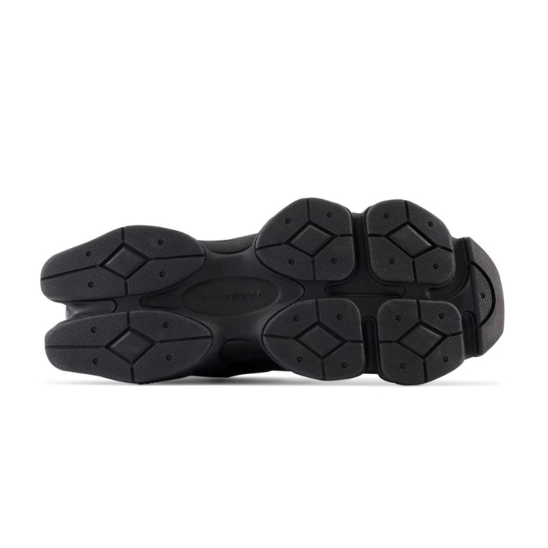 9060 Triple Black